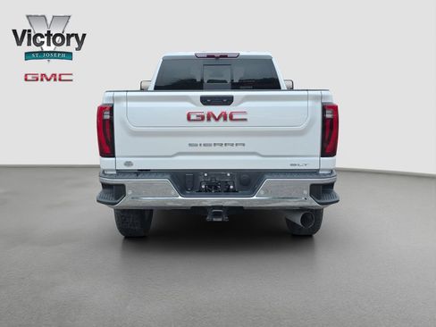 Used 2024 GMC Sierra 2500 SLT w/ SLT Premium Package AWD/4WD image 16