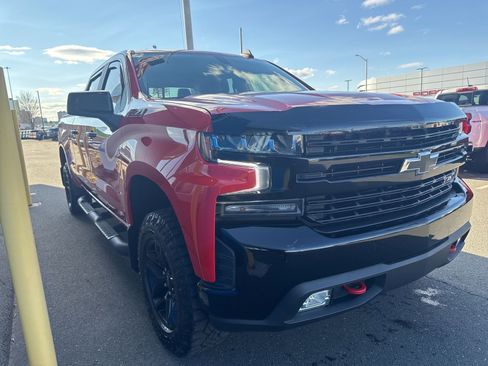 Used 2022 Chevrolet Silverado 1500 LT Trail Boss w/ Convenience Package II image 4