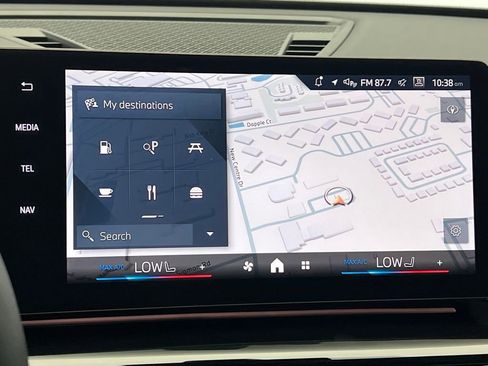 Used 2025 BMW X1 xDrive28i w/ Convenience Package image 13