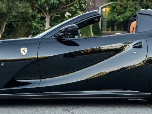 Used 2022 Ferrari 812 GTS RWD image 1