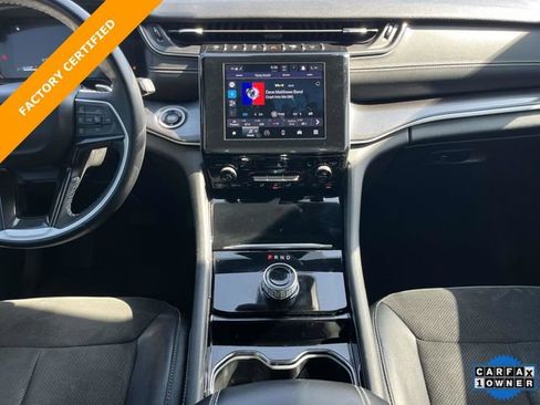 Certified 2021 Jeep Grand Cherokee L Laredo AWD/4WD image 17