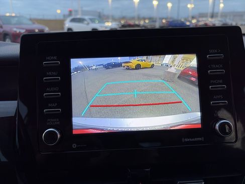 Used 2023 Toyota Camry SE image 16