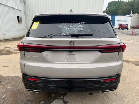 Used 2026 Buick Enclave Sport Touring AWD/4WD image 7