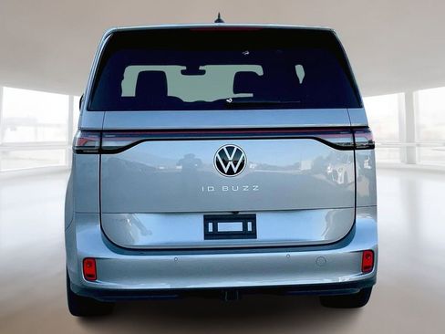 New 2025 Volkswagen ID. Buzz Pro S Plus RWD image 4