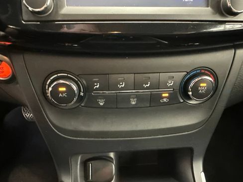 Used 2017 Nissan Sentra SV w/ Driver's Assist Package FWD image 28