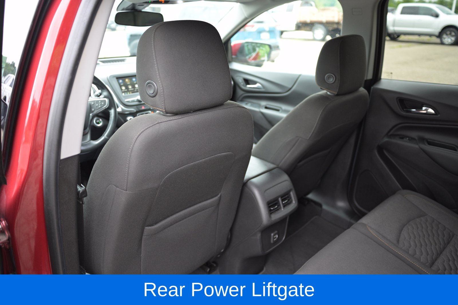 Used 2019 Chevrolet Equinox LT w/ Driver Convenience Package FWD image 31