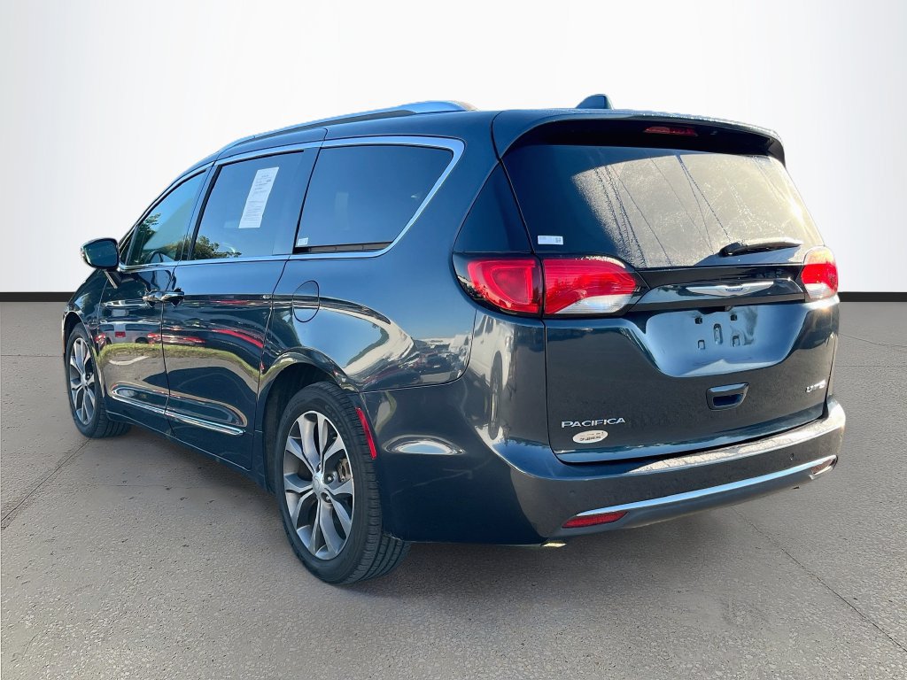 Used 2020 Chrysler Pacifica Limited FWD image 5