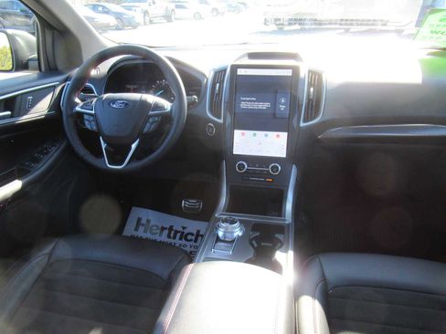 Used 2022 Ford Edge ST-Line image 17