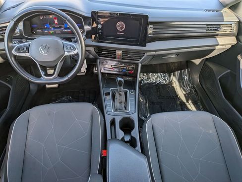 Used 2025 Volkswagen Jetta Sport image 21