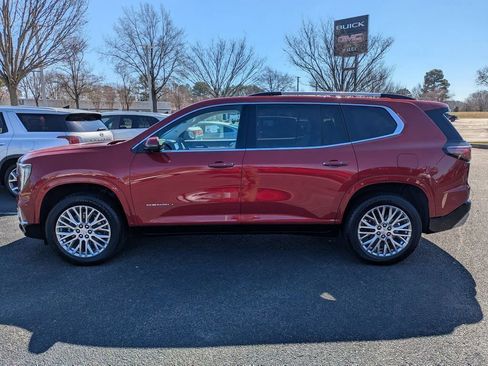 Used 2025 GMC Acadia Denali w/ LPO, Floor Liner Package image 5