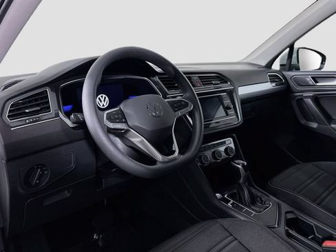 Used 2023 Volkswagen Tiguan S FWD image 9