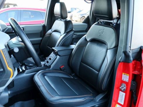 Used 2022 Ford Bronco Badlands image 21