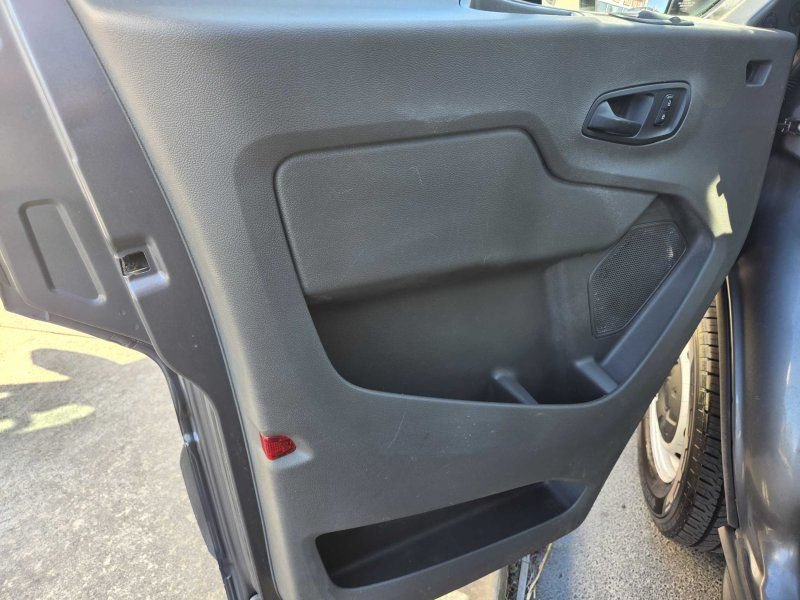 Used 2021 Ford Transit 250 Medium Roof RWD image 6
