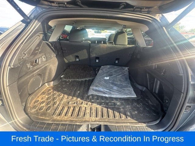 Used 2024 Subaru Outback Onyx Edition XT AWD/4WD image 19