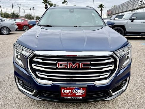 Used 2022 GMC Terrain SLT w/ LPO, Floor Liner Package image 2