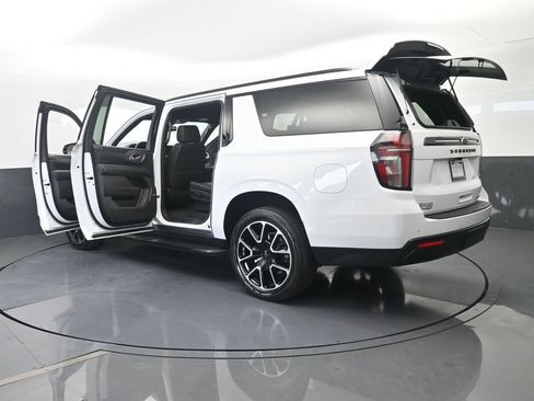 Used 2024 Chevrolet Suburban RST RWD image 81