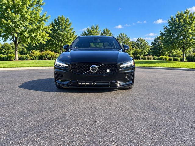 Used 2025 Volvo V60 T8 Polestar AWD/4WD image 7
