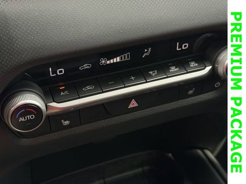 Used 2025 MAZDA CX-50 AWD 2.5 S w/ Premium Package image 21