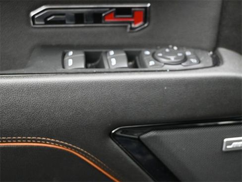 Used 2024 GMC Sierra 1500 AT4 w/ AT4 Preferred Package image 12