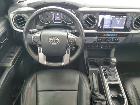 Used 2019 Toyota Tacoma Limited RWD image 15