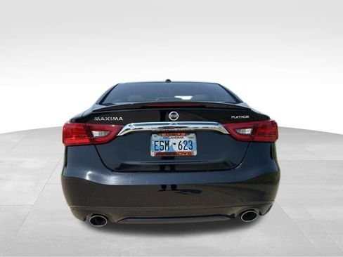 Used 2016 Nissan Maxima Platinum w/ Interior Lighting Package FWD image 4
