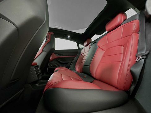 Certified 2023 Porsche Taycan 4S image 22