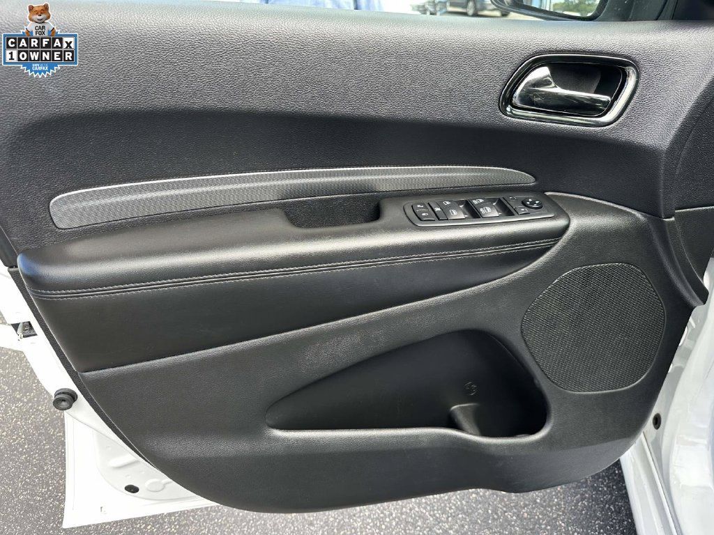 Used 2019 Dodge Durango GT w/ Blacktop Package AWD/4WD image 16