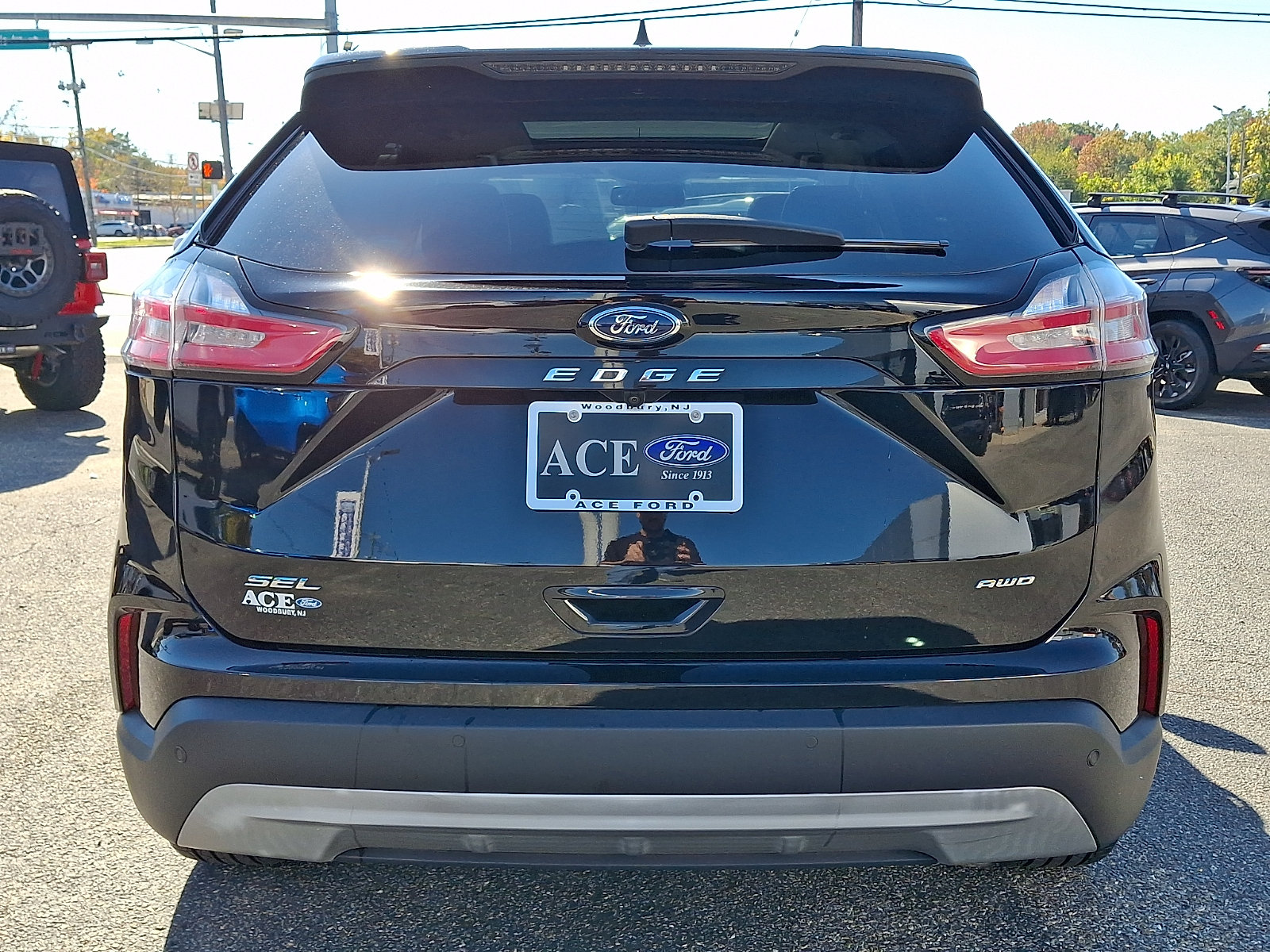 Certified 2024 Ford Edge SEL w/ Convenience Package AWD/4WD image 5