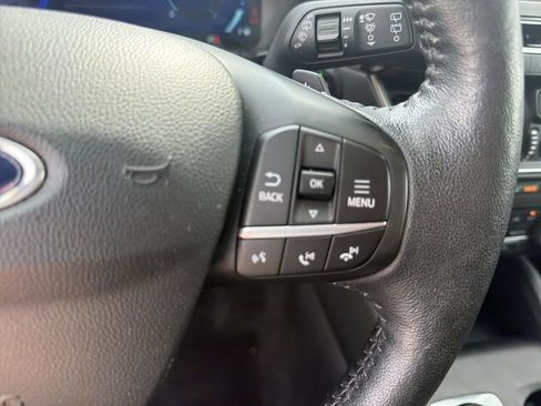 Used 2020 Ford Escape Titanium AWD/4WD image 34