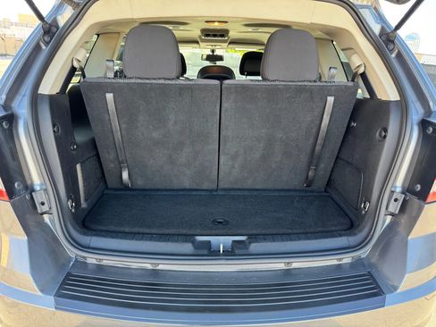 Used 2013 Dodge Journey SE image 32