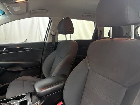 Used 2020 Kia Sorento FWD V6 image 14