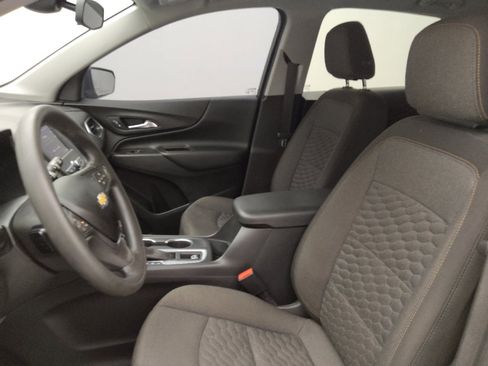Used 2021 Chevrolet Equinox LT image 17