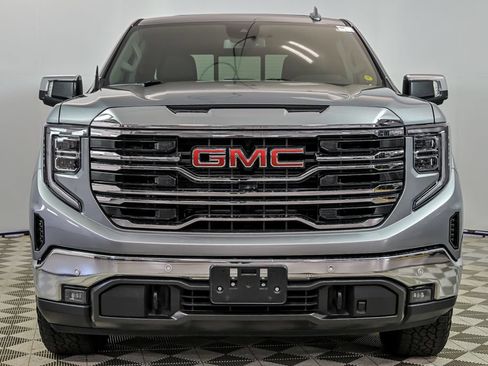 Used 2024 GMC Sierra 1500 SLT w/ SLT Premium Plus Package AWD/4WD image 4
