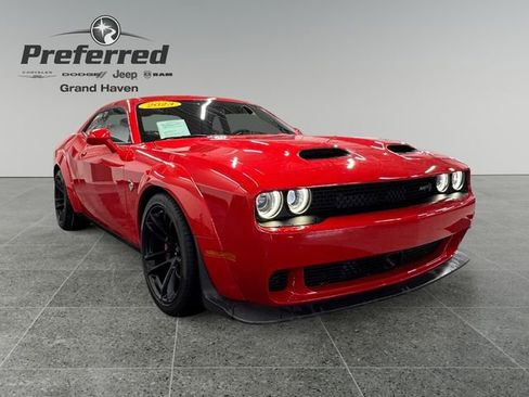 Used 2023 Dodge Challenger SRT Hellcat image 1