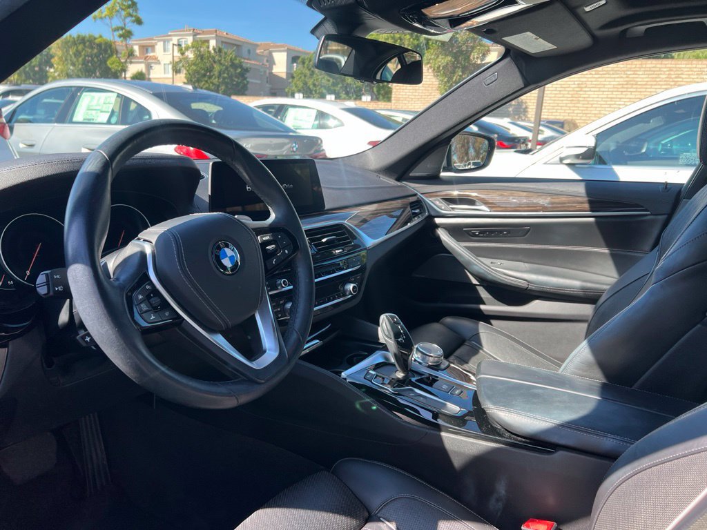 Used 2018 BMW 540i RWD image 15