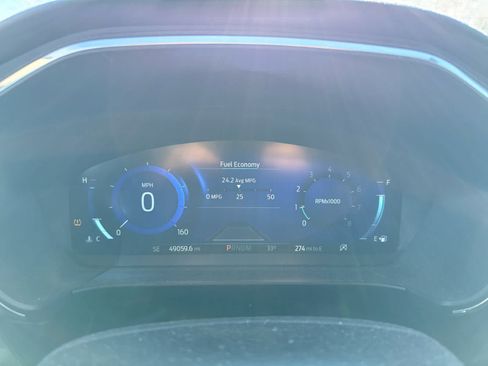 Used 2020 Ford Escape Titanium image 15