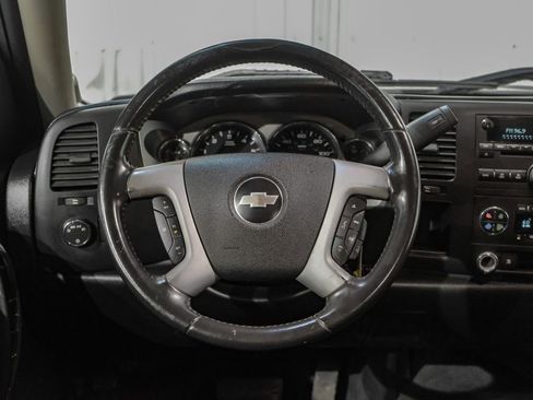 Used 2010 Chevrolet Silverado 1500 LT w/ Regional Value Package image 15