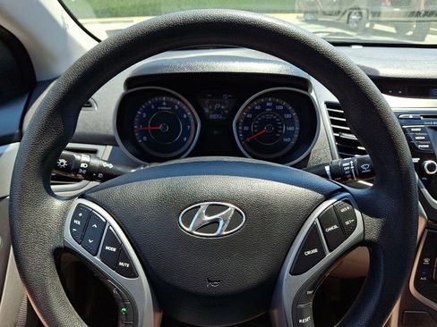 Used 2016 Hyundai Elantra SE w/ Option Group 02 FWD image 20