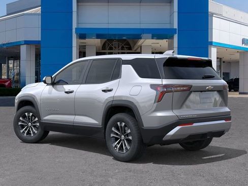 New 2026 Chevrolet Equinox LT image 3