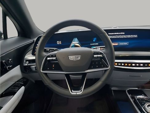 Certified 2024 Cadillac Lyriq Luxury image 24