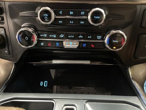 Used 2024 Ford F150 King Ranch image 15