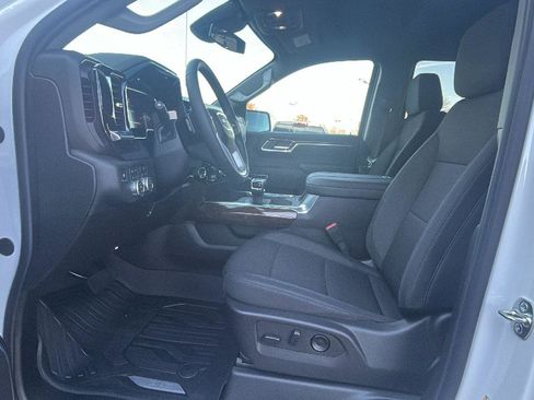 New 2026 GMC Sierra 1500 Elevation image 29