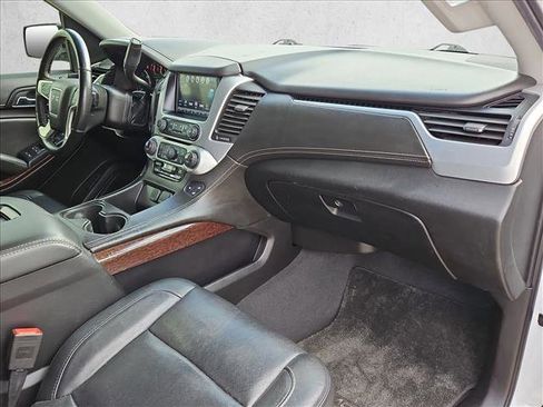 Used 2019 GMC Yukon XL SLT w/ Open Road Package image 19