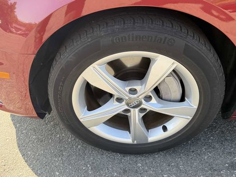 Used 2019 Audi A4 2.0T Premium w/ Convenience Package image 7