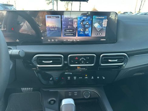 New 2026 Nissan Sentra SV w/ SV Convenience Package FWD image 27