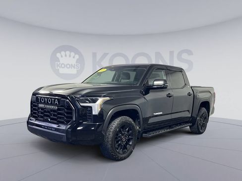 Used 2022 Toyota Tundra SR5 AWD/4WD image 5