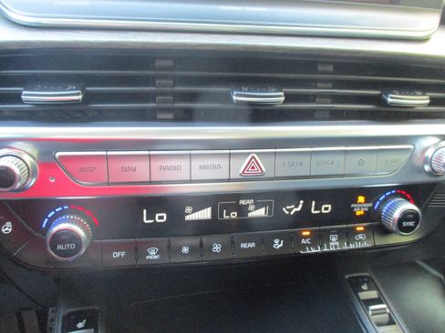 Used 2020 Kia Telluride SX w/ Towing Package AWD/4WD image 16