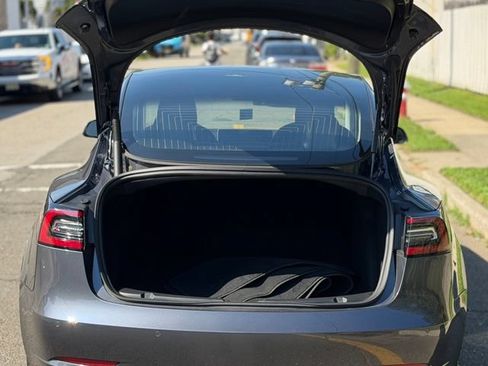 Used 2022 Tesla Model 3 Long Range AWD/4WD image 7