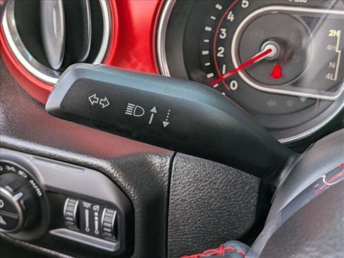 Used 2022 Jeep Gladiator Rubicon w/ LED Lighting Group AWD/4WD image 15