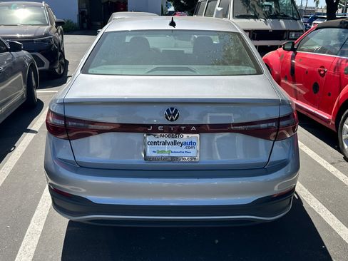 Used 2025 Volkswagen Jetta S FWD image 6